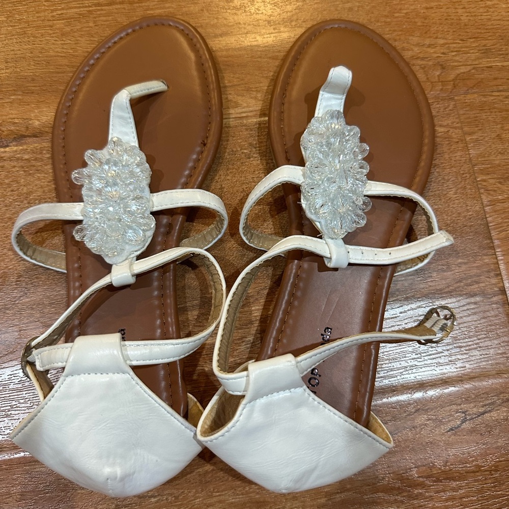 TOP Moda White and Brown Sandals with Ankle Straps - Picture 1 of 3